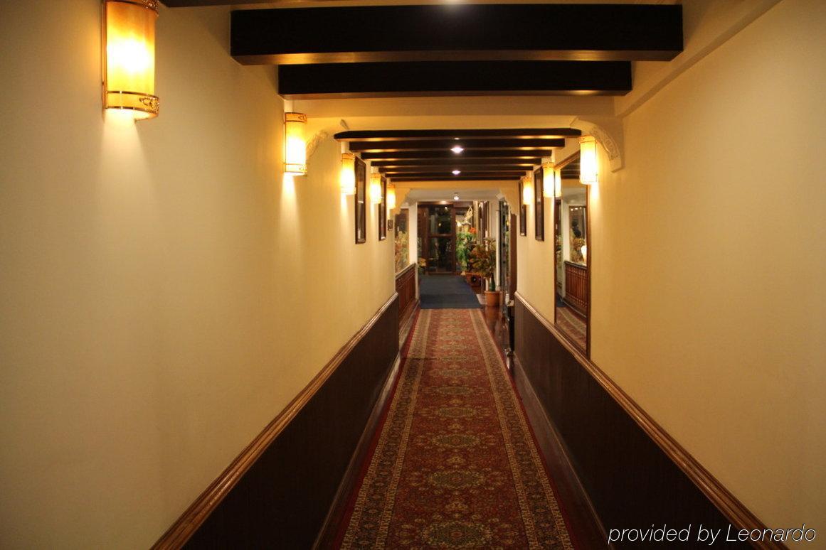 R.J.Resorts Darjeeling  Interiør bilde