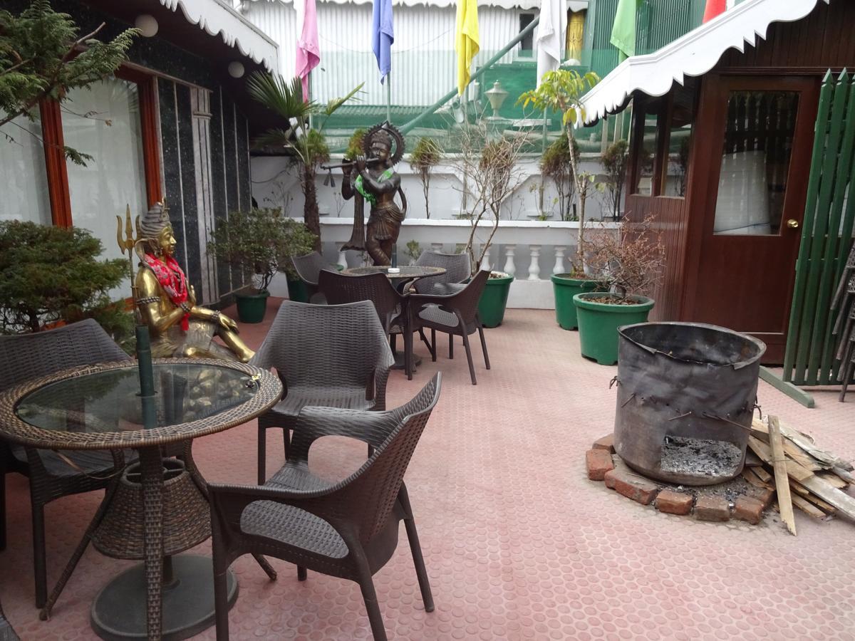 R.J.Resorts Darjeeling  Eksteriør bilde