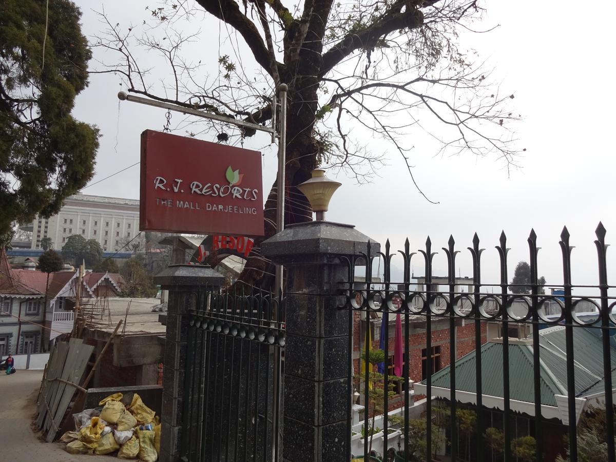 R.J.Resorts Darjeeling  Eksteriør bilde